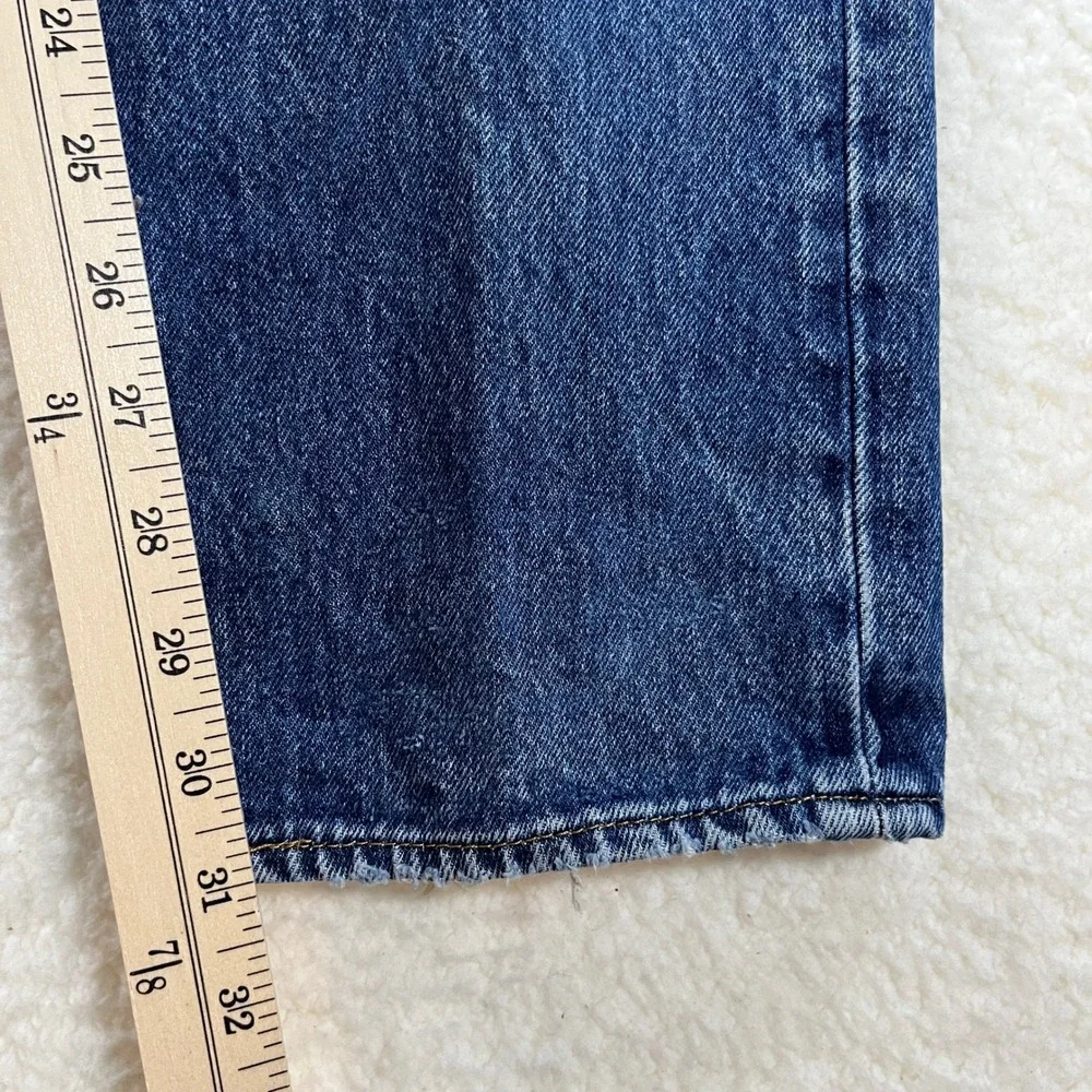 Levi's 501 Jeans Mens 31x32 Blue Original Straight Fit Distressed Denim